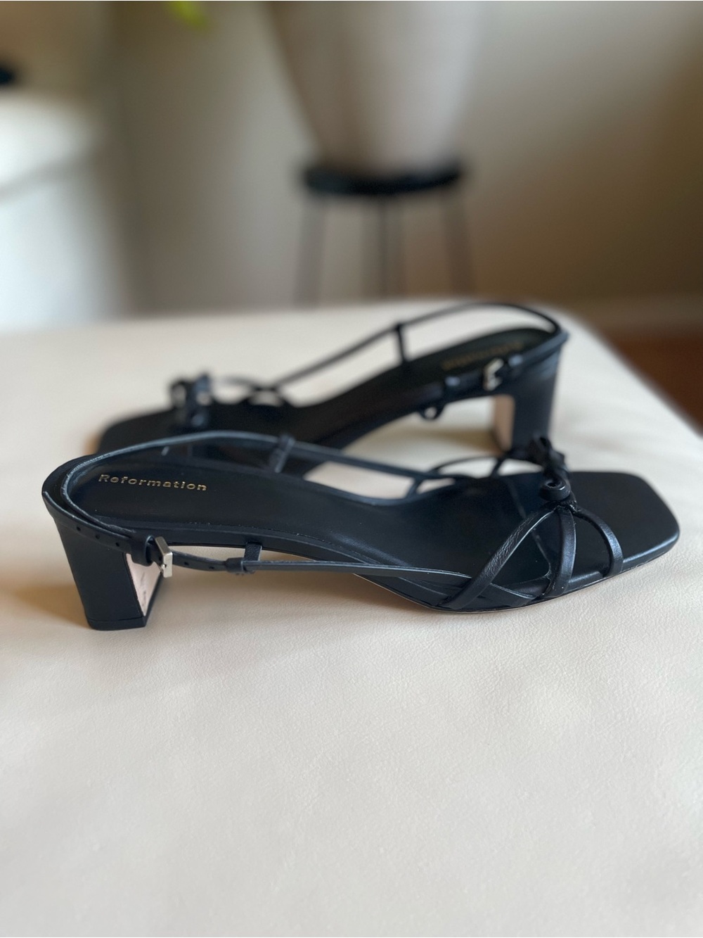 Reformation Sally Bow Slingback Sandal Black Size: 8.5 - Picture 11 of 14